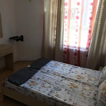 Budget Holiday Apartments First Line Sea Coast * Pomorie